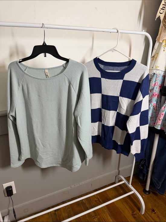 Amazon Tops - Women’s Light Green Long-Sleeve Top and lightweight sweater- size medium